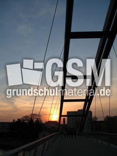 Weil am Rhein Dreiländerbrücke 006.jpg